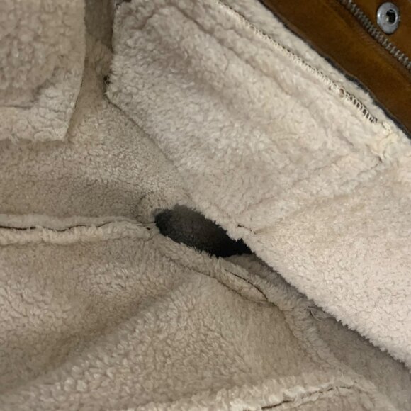 LEVIS Strauss Womens Classic Sherpa Lined Trucker Jacket Size Small NWT $148 - Picture 10 of 10